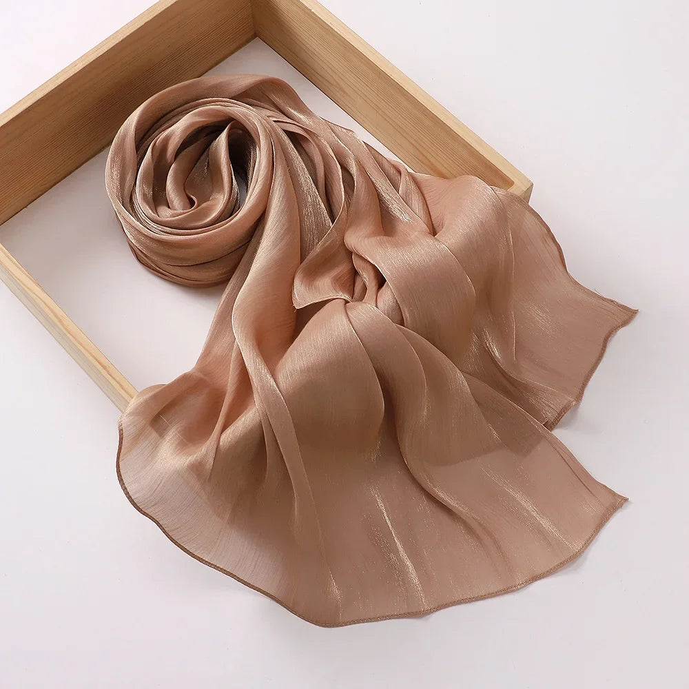 Hijab en Soie Médine Brillant – Satiné Élégant | Nura Chic - nura-chic