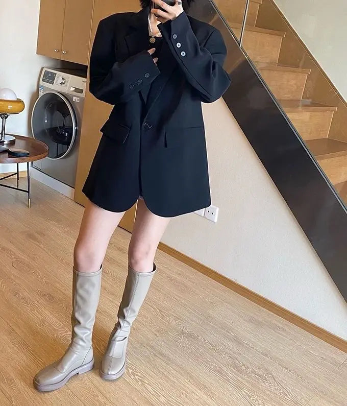 Blazer noir oversize femme – Veste chic coupe longue et décontractée - nura-chic