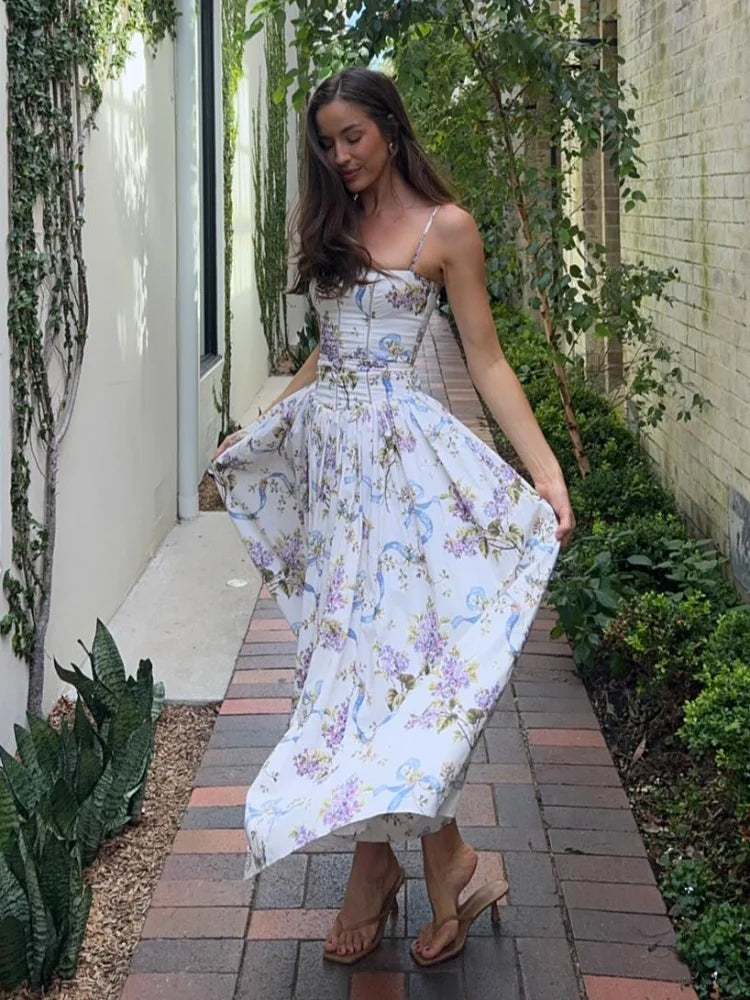 Robe Femme Élégante à Fines Bretelles Imprimé Fleuri Dos Nu Été 2025 - nura-chic