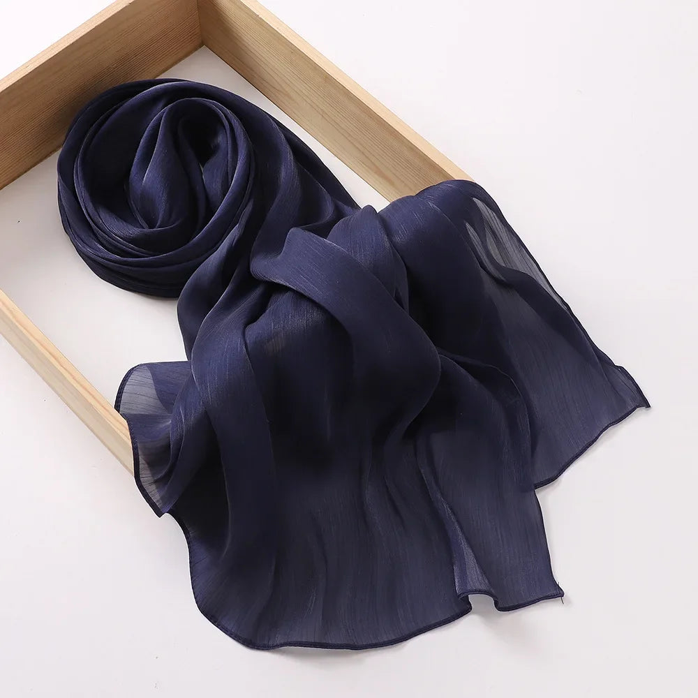 Hijab en Soie Médine Brillant – Satiné Élégant | Nura Chic - nura-chic