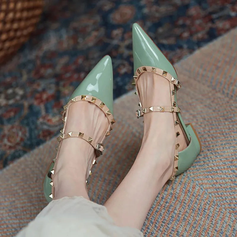 Chaussures Femme bout pointu Cloutés à Rivets – Élégance Été