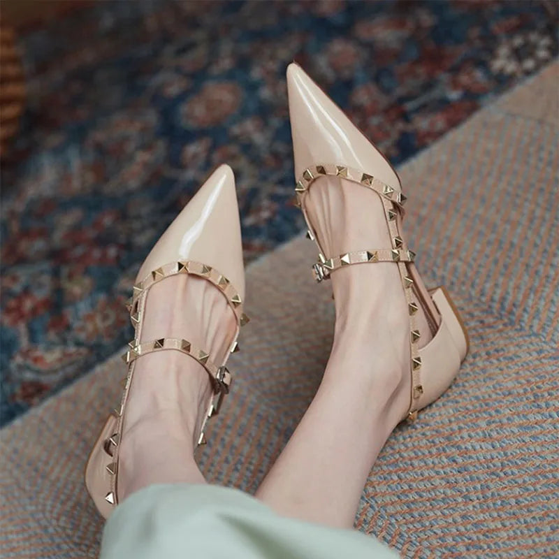 Chaussures Femme bout pointu Cloutés à Rivets – Élégance Été