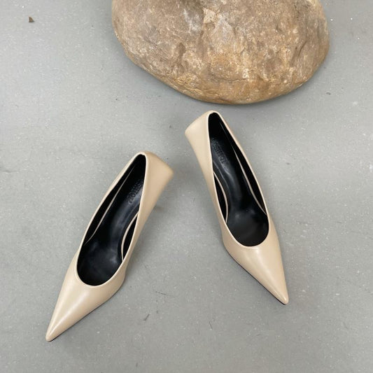 Chaussures Femme à Talons Fins et Pointus