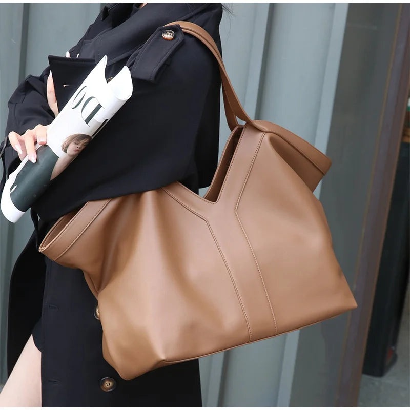 Sac Cabas Luxe Grand Format – Cuir Véritable Croco , Élégant | Nura Chic